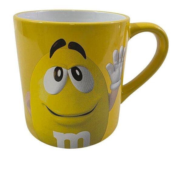 M&M’s Mars Candy Brand NOT YOUR AVERAGE NUT Large Yellow 16 Oz Cup Mug - Picture 6 of 16